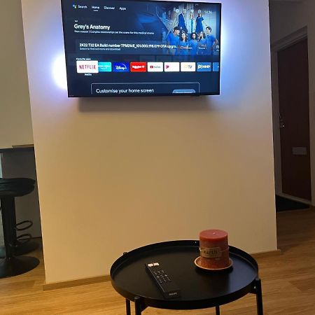 Cosy Apartment In The Heart Of Lahti, Free Parking ภายนอก รูปภาพ