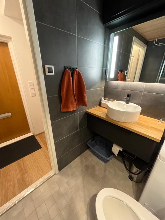 Cosy Apartment In The Heart Of Lahti, Free Parking ภายนอก รูปภาพ